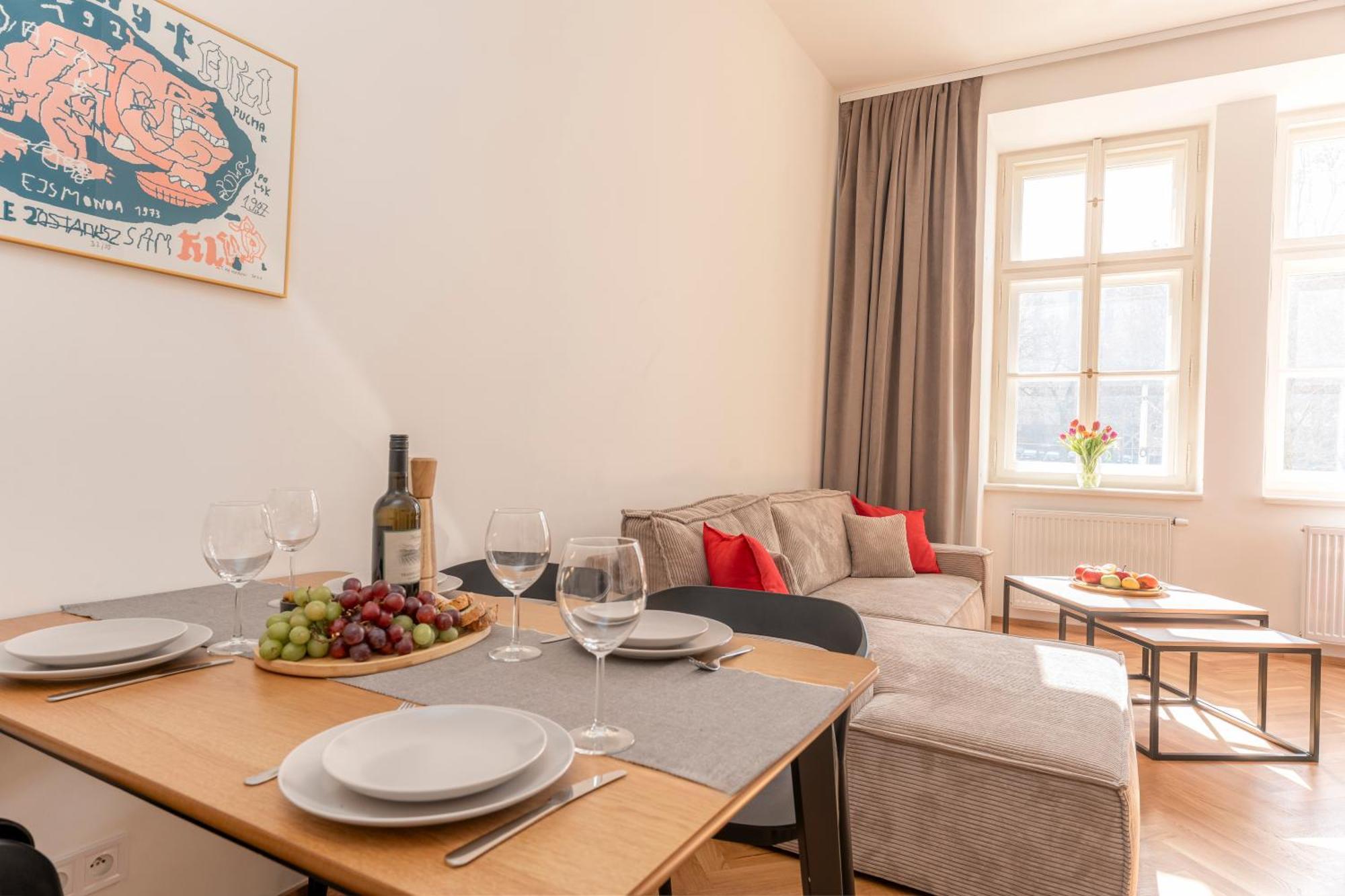 Oomph Apartments — Photos 2